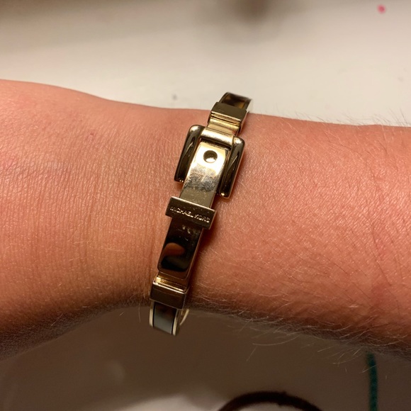 Michael Kors bangle - Picture 2 of 7